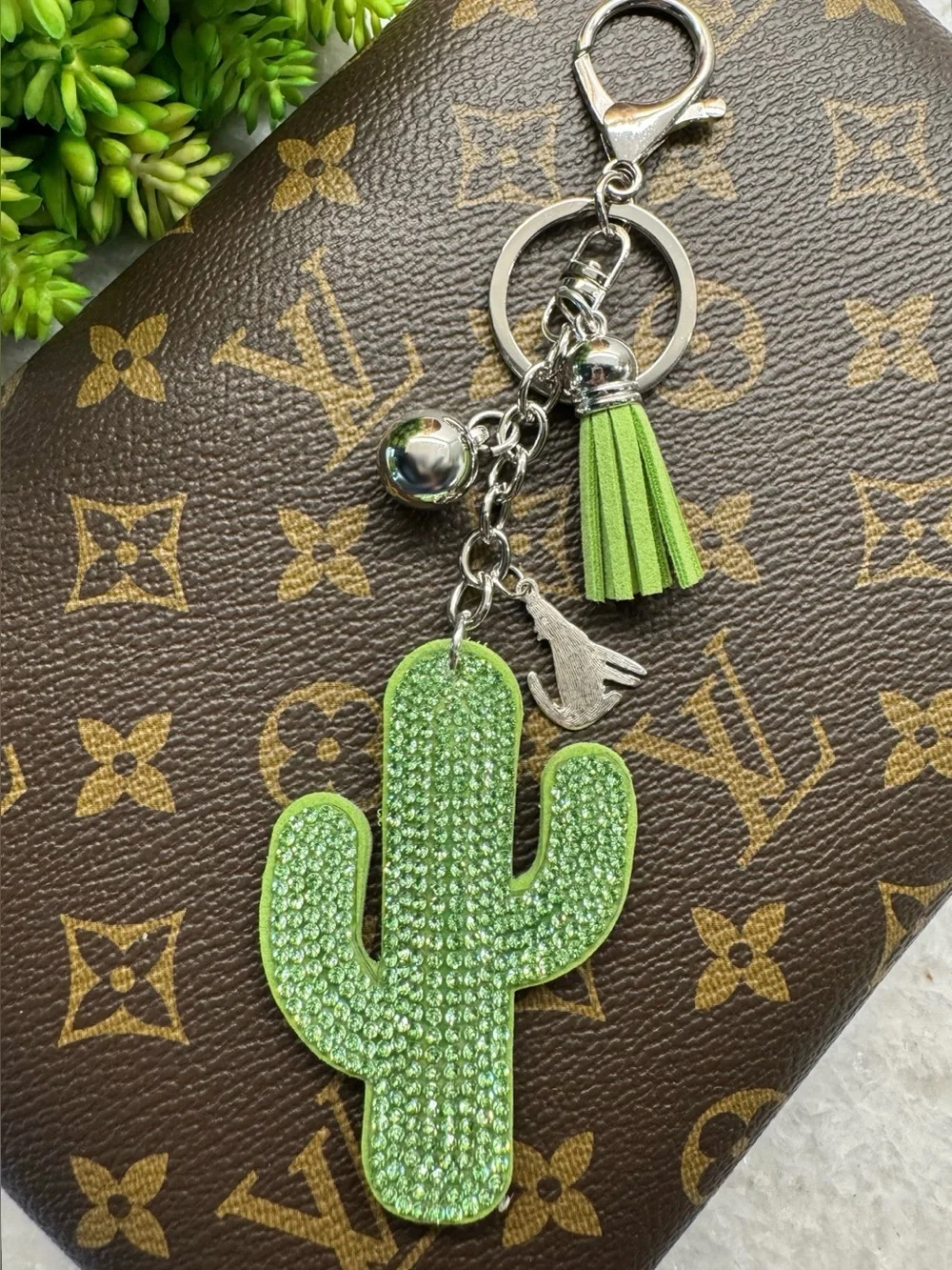 New Green Crystal Desert Cactus w/ Howling Coyote Purse Bag Charm Keychain 6.75”